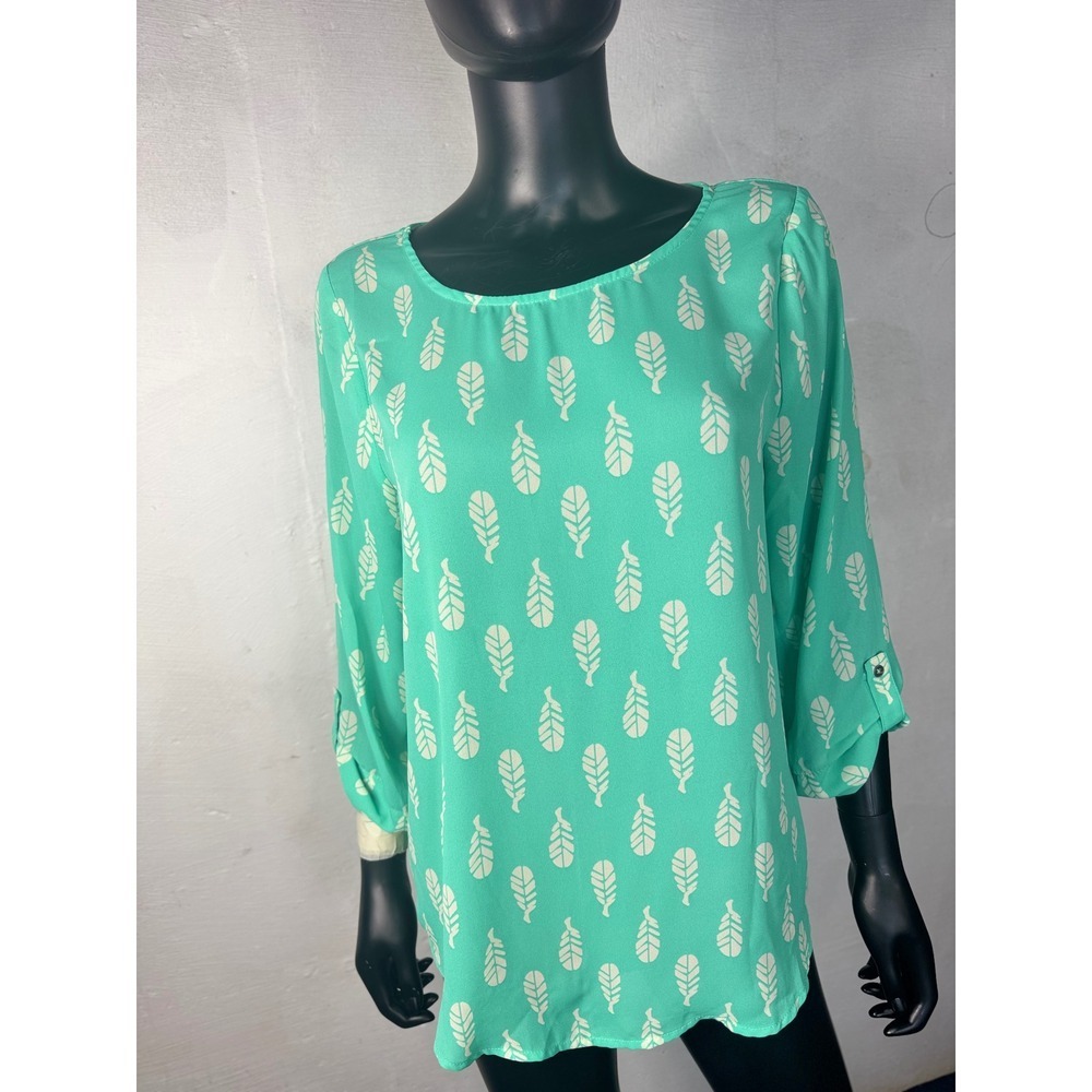 Pixley Womens Top M Medium Feather Print 3/4 Sleeve‎ Blouse Shirt Green